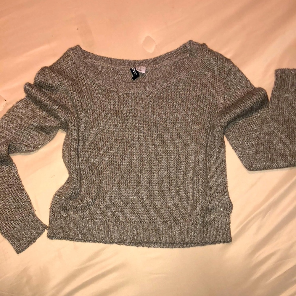 Womens cropped sweater size small